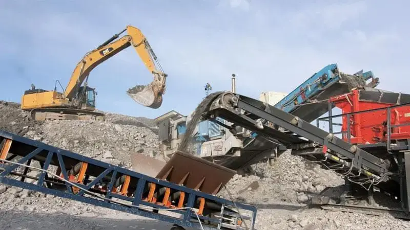 Recyclage briques | CUMO | Carrière Urbaine Montréal Ouest